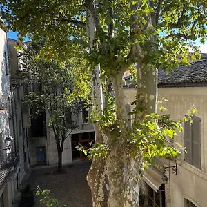 La Charmante Du Palais 2 Francia