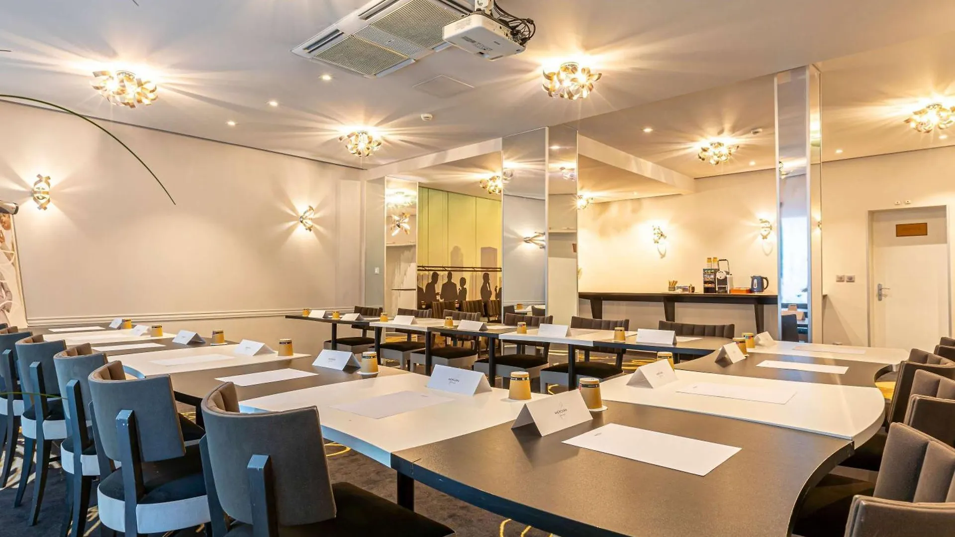 Mercure Paris Place D'Italie 4*,  צרפת